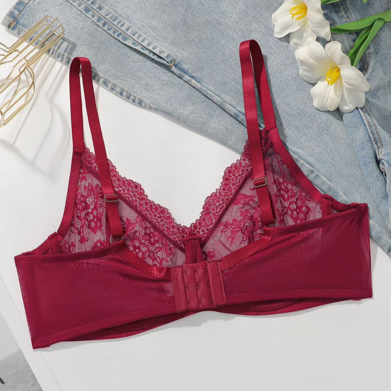 Women Plus Size Red Lace Sheer - Full Coverage Bra avis et prix